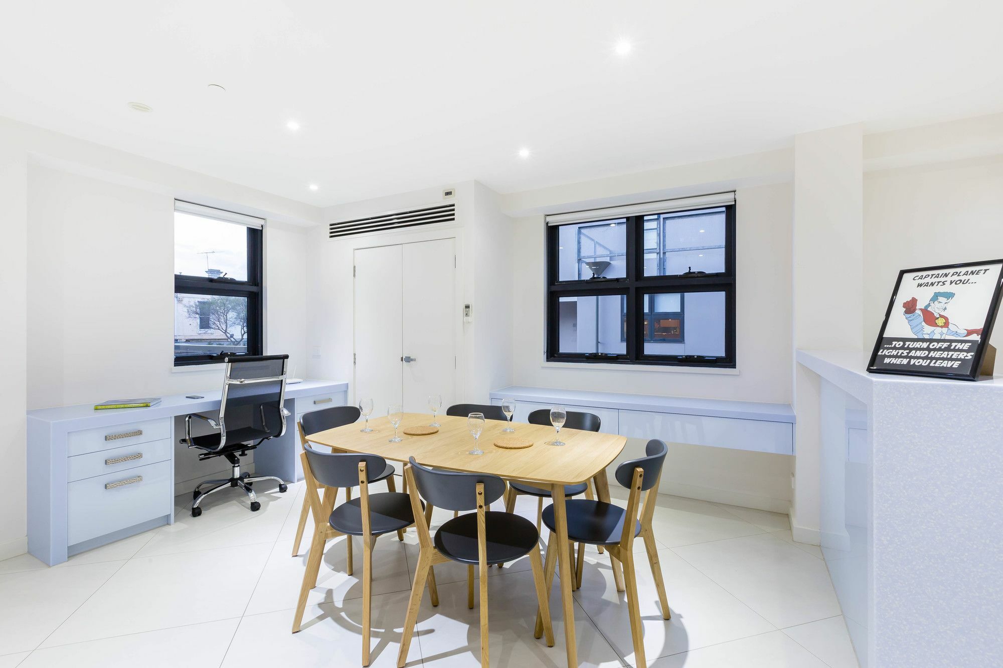 Maddison, 3Bdr Port Melbourne Apartment Bagian luar foto