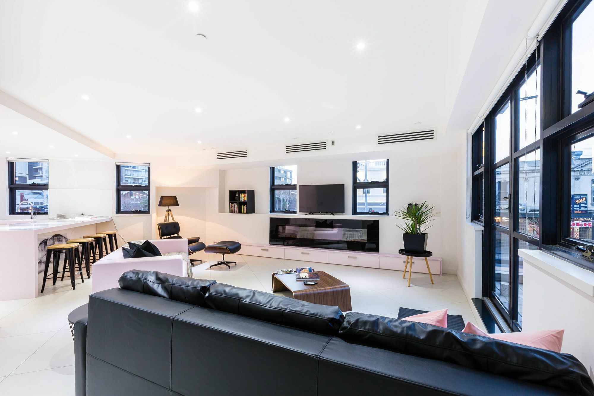 Maddison, 3Bdr Port Melbourne Apartment Bagian luar foto